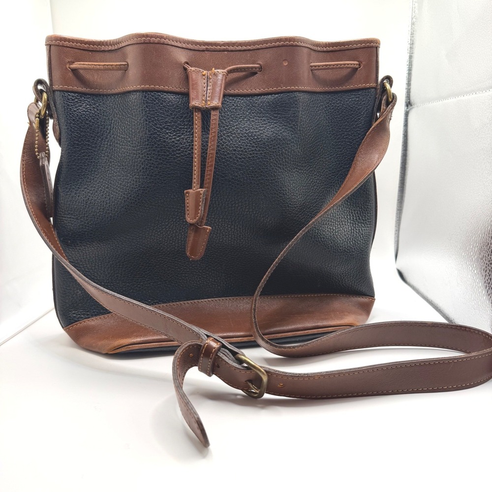 Coach Bucket Bag Vintage Sheridan Drawstring Crossbody Womens Medium Black Brown
